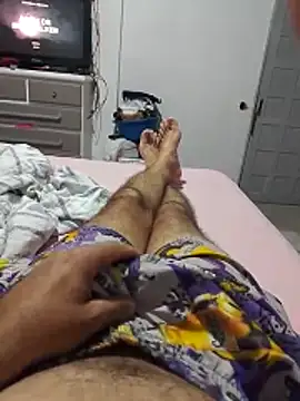 Snapshot of chef82 chatting on February 11, 4:06 am chef82 online show from February 11, 4:06 am