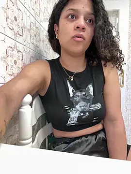 Snapshot of lila_turner chatting on June 9, 7:42 am lila turner online show from June 9, 7:42 am