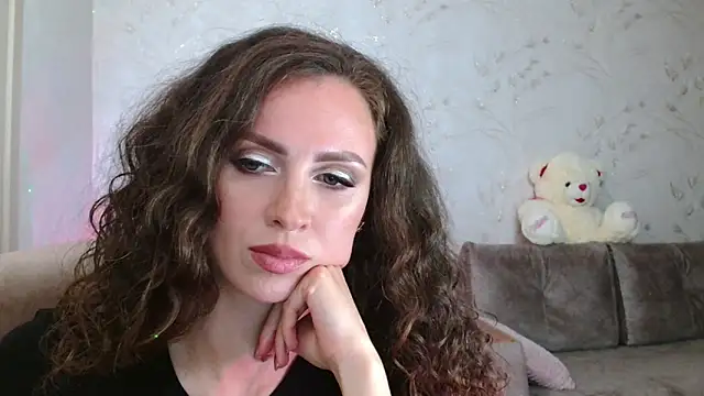 Amber Carrol online show from April 21, 5:28 pm