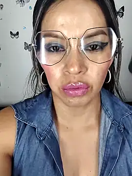 AntonelaMorriz online show from December 19, 7:48 am