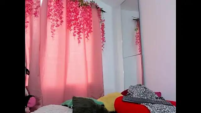 lanastone86 online show from October 8, 12:58 pm