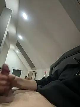 Snapshot of musti312 chatting on February 9, 4:16 am musti312 online show from February 9, 4:16 am