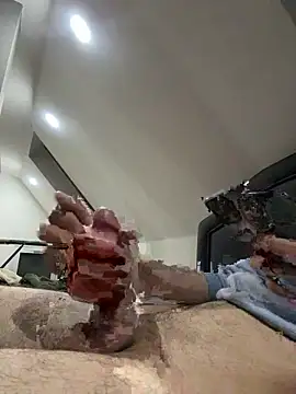 Snapshot of musti312 chatting on February 12, 8:37 pm musti312 online show from February 12, 8:37 pm