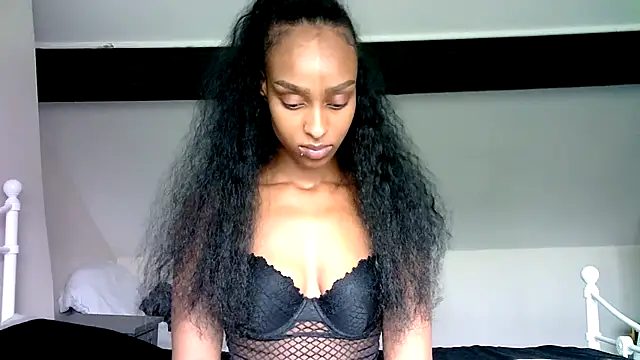 Hazel Dollxx online show from July 27, 12:45 pm