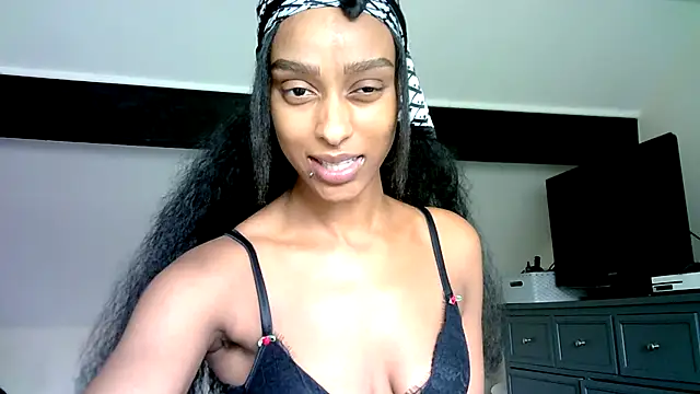 Hazel Dollxx online show from July 31, 12:48 pm