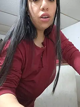Snapshot of megan_foz chatting on June 30, 2:29 pm megan foz online show from June 30, 2:29 pm