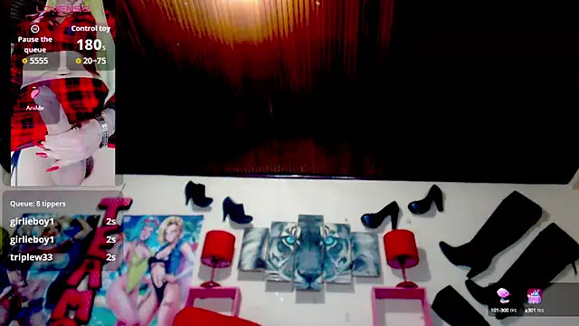 blondehot5v online show from October 3, 12:24 pm