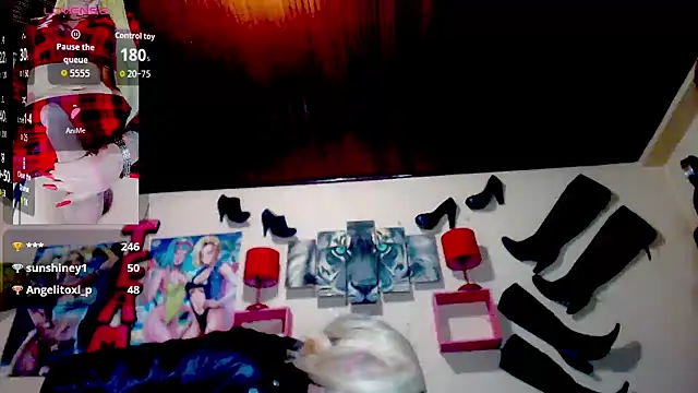 blondehot5v online show from October 6, 12:30 am