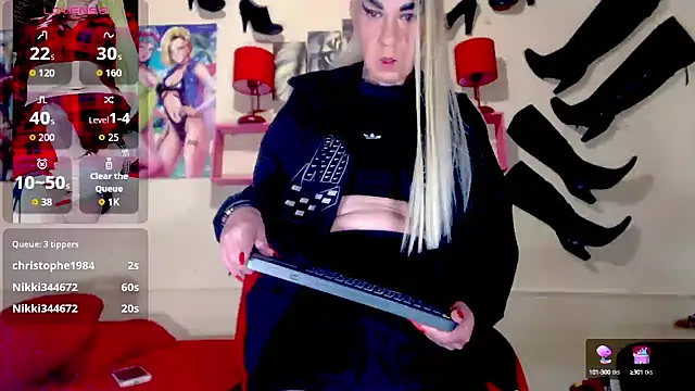 blondehot5v online show from October 11, 12:04 pm