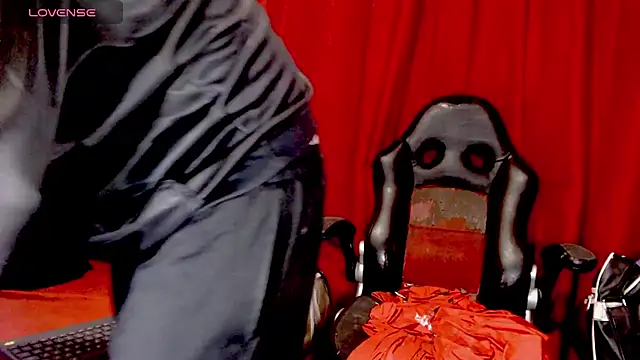 blondehot5v online show from March 10, 1:49 pm