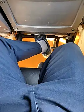 Snapshot of mysticeyes_backup chatting on September 20, 2:45 am mysticeyes backup online show from September 20, 2:45 am