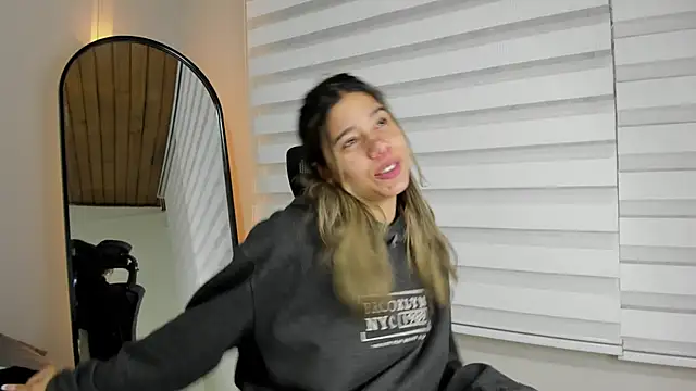 Rachell criss online show from September 23, 3:53 am