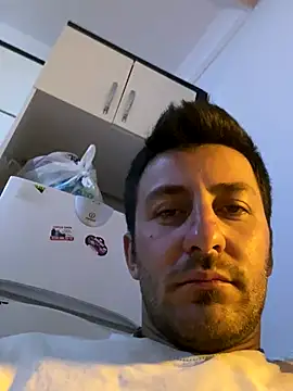 Snapshot of emredenizz07 chatting on October 7, 5:10 pm emredenizz07 online show from October 7, 5:10 pm