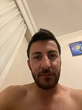 emredenizz07 online show from November 8, 10:19 pm