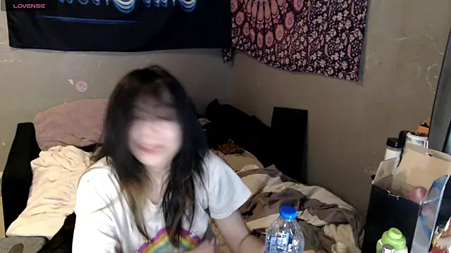 London Ray online show from November 23, 8:25 am