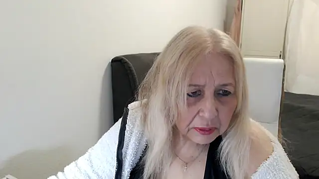 SusiLifeXXX online show from May 19, 7:31 pm