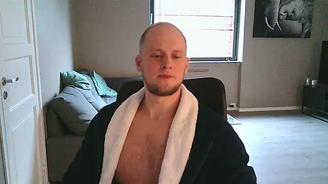 Snapshot of Dartanjanas13 chatting on September 21, 9:11 am Dartanjanas13 online show from September 21, 9:11 am