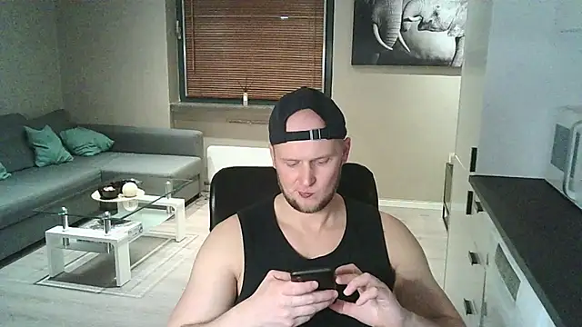 Snapshot of Dartanjanas13 chatting on September 27, 7:30 pm Dartanjanas13 online show from September 27, 7:30 pm