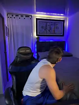 Justin trevor1 online show from March 17, 6:39 am