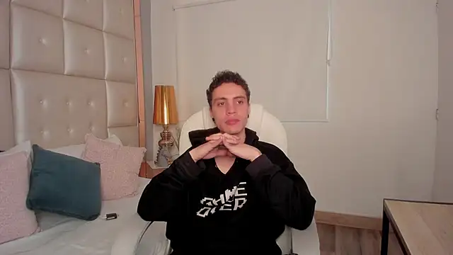 Snapshot of dark_sun302 chatting on October 2, 9:00 pm dark sun302 online show from October 2, 9:00 pm