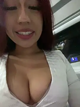 Snapshot of Violet_carson chatting on December 15, 12:48 am Violet carson online show from December 15, 12:48 am