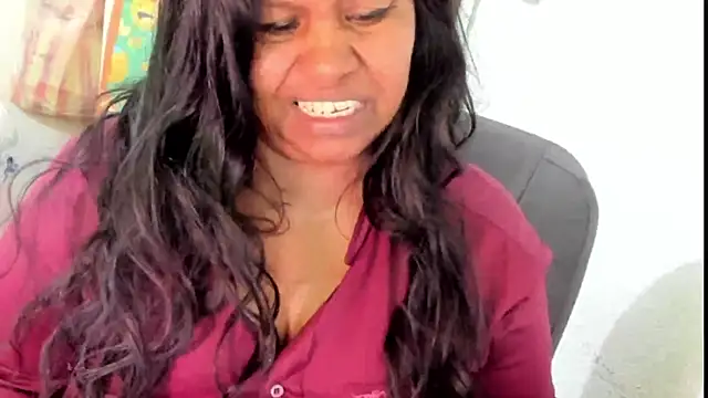 Snapshot of ebonylouissexyhot chatting on September 20, 10:22 pm ebonylouissexyhot online show from September 20, 10:22 pm