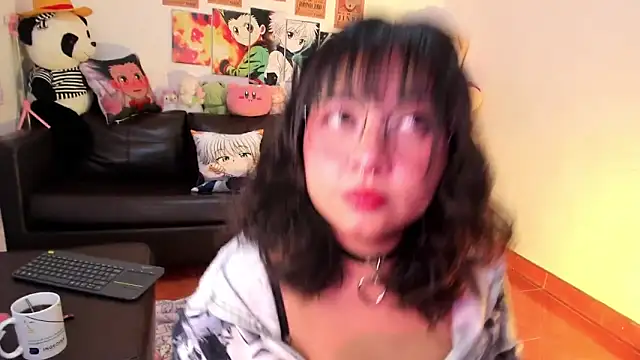 Lolii Zoe online show from November 21, 12:10 am