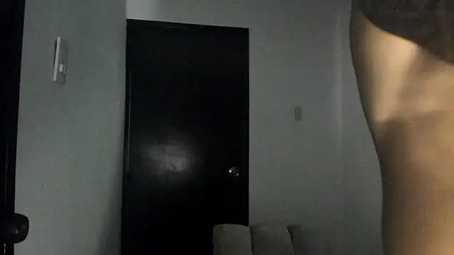 Snapshot of ThiagoLugo chatting on June 10, 9:46 pm ThiagoLugo online show from June 10, 9:46 pm