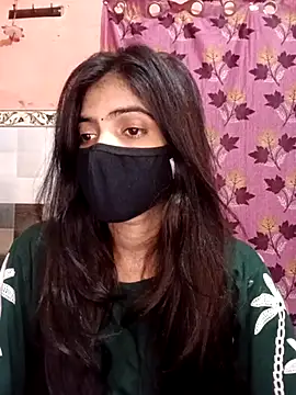 Snapshot of Queen_Pooja7 chatting on September 20, 5:14 pm Queen Pooja7 online show from September 20, 5:14 pm