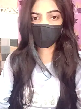 Snapshot of Queen_Pooja7 chatting on October 26, 3:51 pm Queen Pooja7 online show from October 26, 3:51 pm