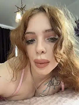 Hannah xBaby online show from April 11, 11:25 am