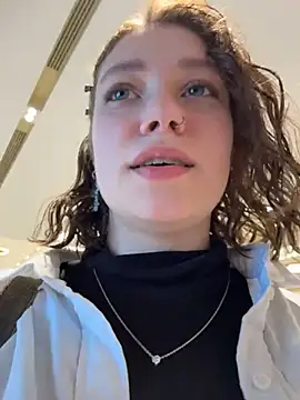 lucy-joy online show from September 29, 10:20 am