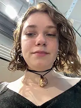 lucy-joy online show from October 7, 10:34 am