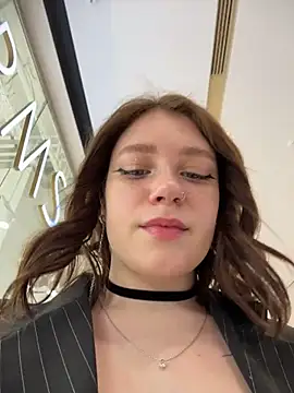 lucy-joy online show from February 17, 11:18 am