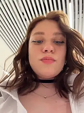 Snapshot of lucy-joy chatting on May 21, 11:50 am lucy-joy online show from May 21, 11:50 am