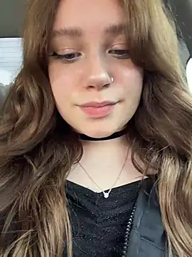 Snapshot of lucy-joy chatting on July 26, 10:22 am lucy-joy online show from July 26, 10:22 am