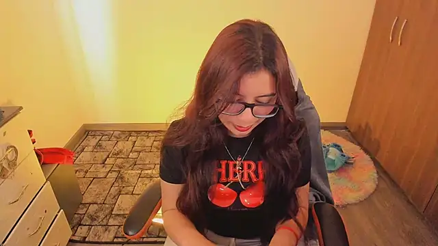 Verolake online show from November 3, 6:42 pm