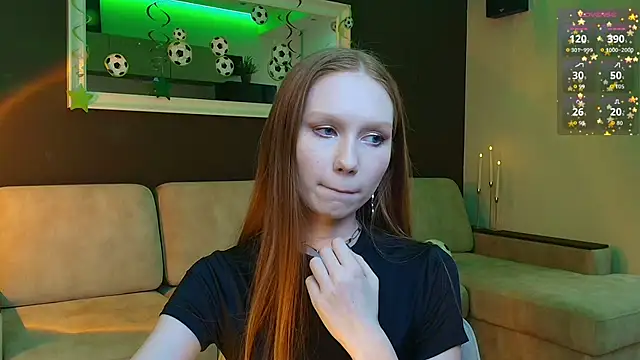 Snapshot of FoxyMira chatting on June 22, 4:48 pm FoxyMira online show from June 22, 4:48 pm