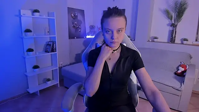 AlicePill online show from November 24, 1:27 am