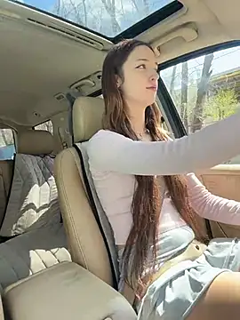 DollyTall online show from April 24, 6:16 am