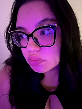 Emily Taylor2 online show from January 6, 2:04 am