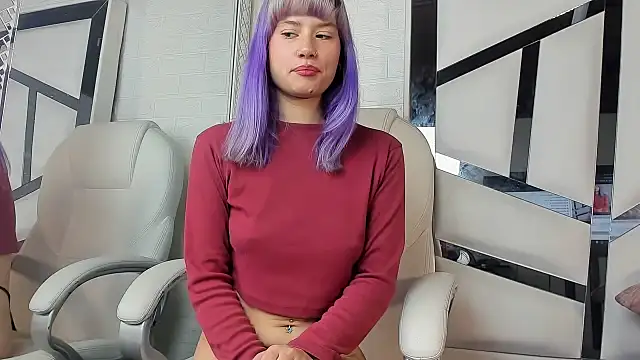 barbieambar online show from November 13, 1:21 pm