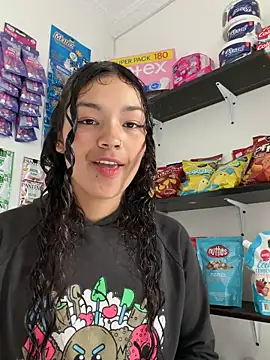 Camilla Miller01 online show from April 18, 12:53 pm