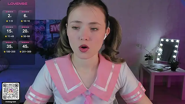 ArleneThomas online show from December 5, 1:42 pm