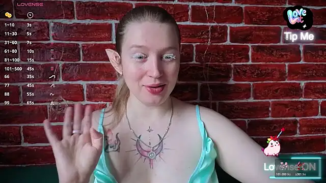 CitrusBlissss online show from May 5, 1:35 am