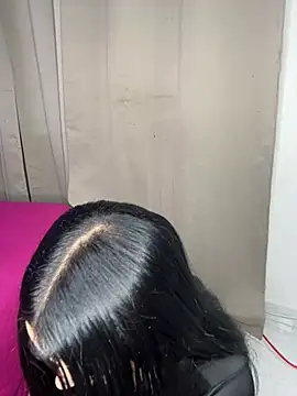 Dulcekitty   online show from January 15, 10:20 am