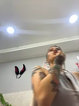 Snapshot of KoraSweett chatting on October 16, 4:52 pm KoraSweett online show from October 16, 4:52 pm