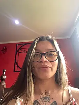 Snapshot of KoraSweett chatting on November 24, 6:29 pm KoraSweett online show from November 24, 6:29 pm