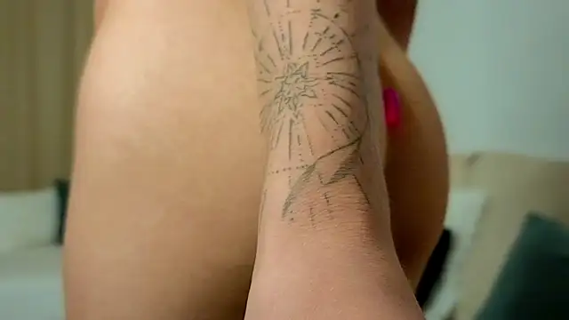 Snapshot of aerisblue chatting on September 25, 6:22 pm aerisblue online show from September 25, 6:22 pm