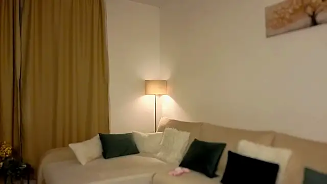 Snapshot of aerisblue chatting on September 30, 7:41 pm aerisblue online show from September 30, 7:41 pm